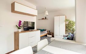 Przytulny I Cichy Apartament Blisko Centrum